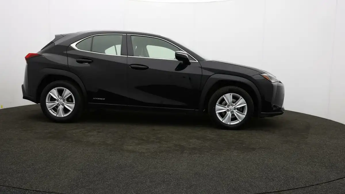 2020-lexus-ux-250h-20-ux-without-navigation-big-32