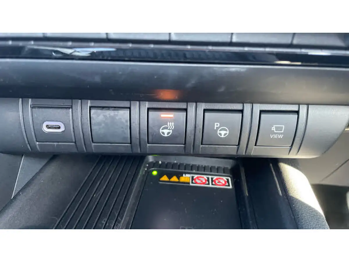 2024-toyota-c-hr-20-vvt-i-excel-220bhp-plug-in-tech-pack-big-31
