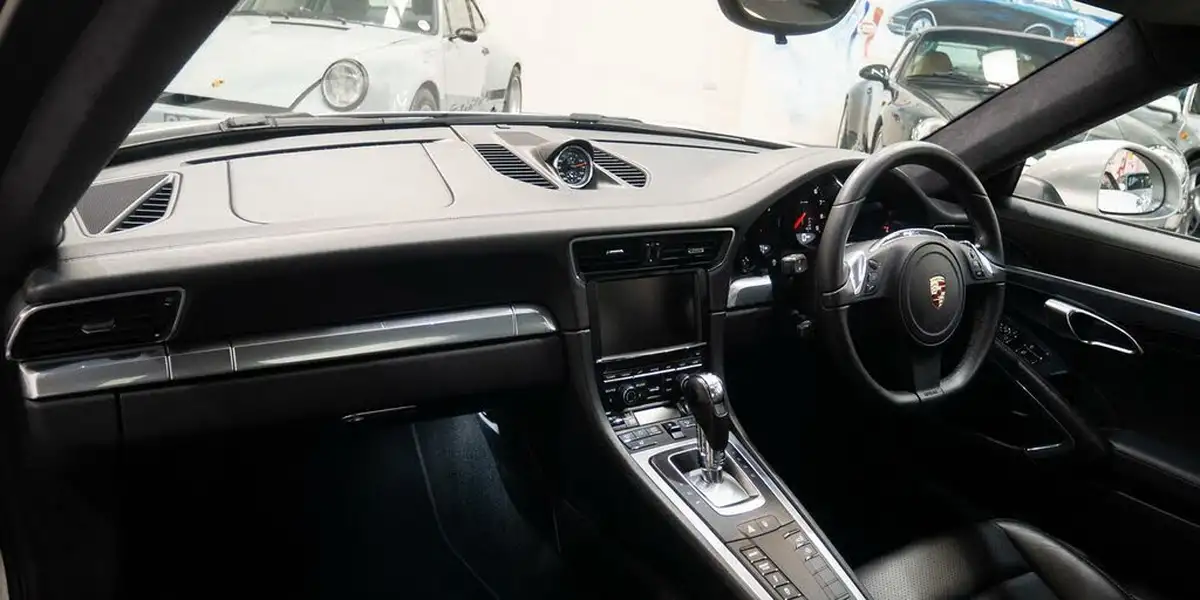 2012-porsche-911-34-carrera-coupe-pdk-big-16