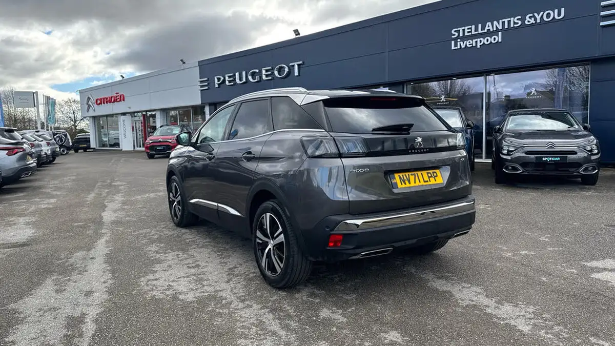 2021-peugeot-3008-suv-12-puretech-gt-eat8-big-4