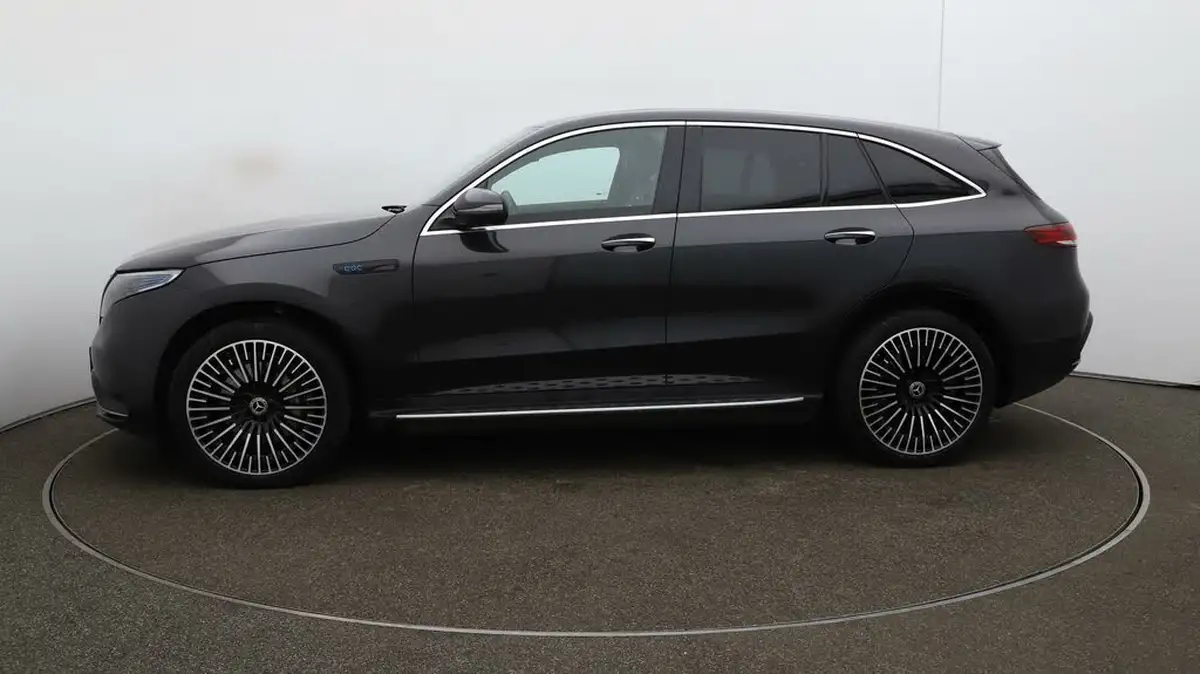 2022-mercedes-benz-eqc-e-eqc-400-amg-line-premium-big-60