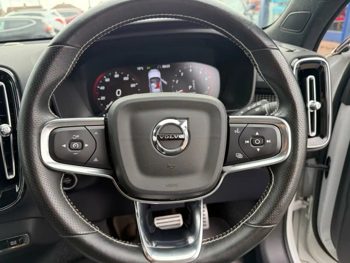 2021-volvo-xc40-20-b4-r-design-pro-194bhp-auto-big-40