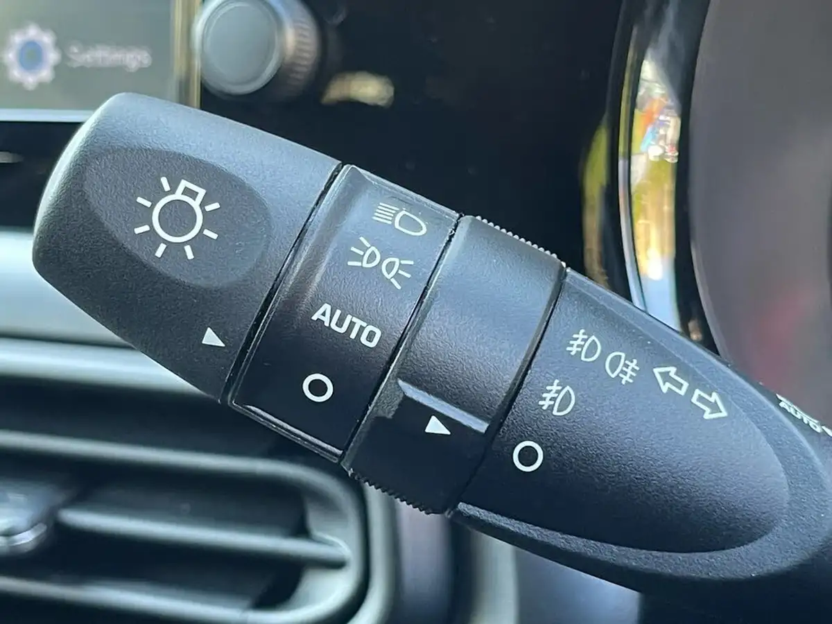2022-hyundai-i10-10-t-gdi-n-line-big-10