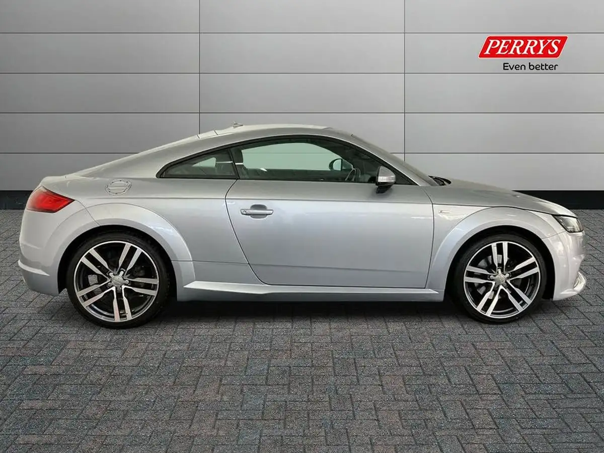 2016-audi-tt-coupe-20-tdi-s-line-big-2