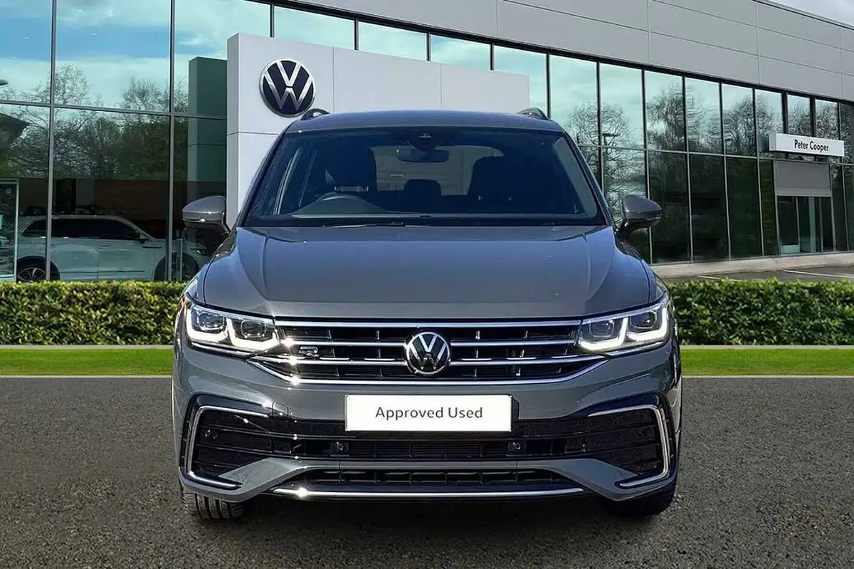 2024-volkswagen-tiguan-15-tsi-r-line-edition-big-6