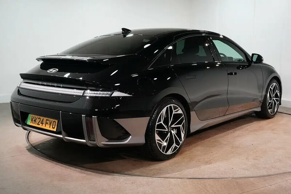 2024-hyundai-ioniq-6-e-ultimate-228ps-single-motor-rwd-big-7