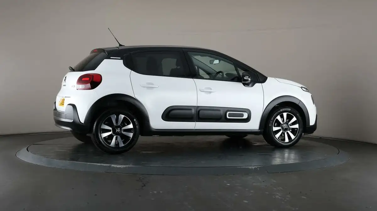 2024-citroen-c3-12-puretech-plus-83ps-big-53