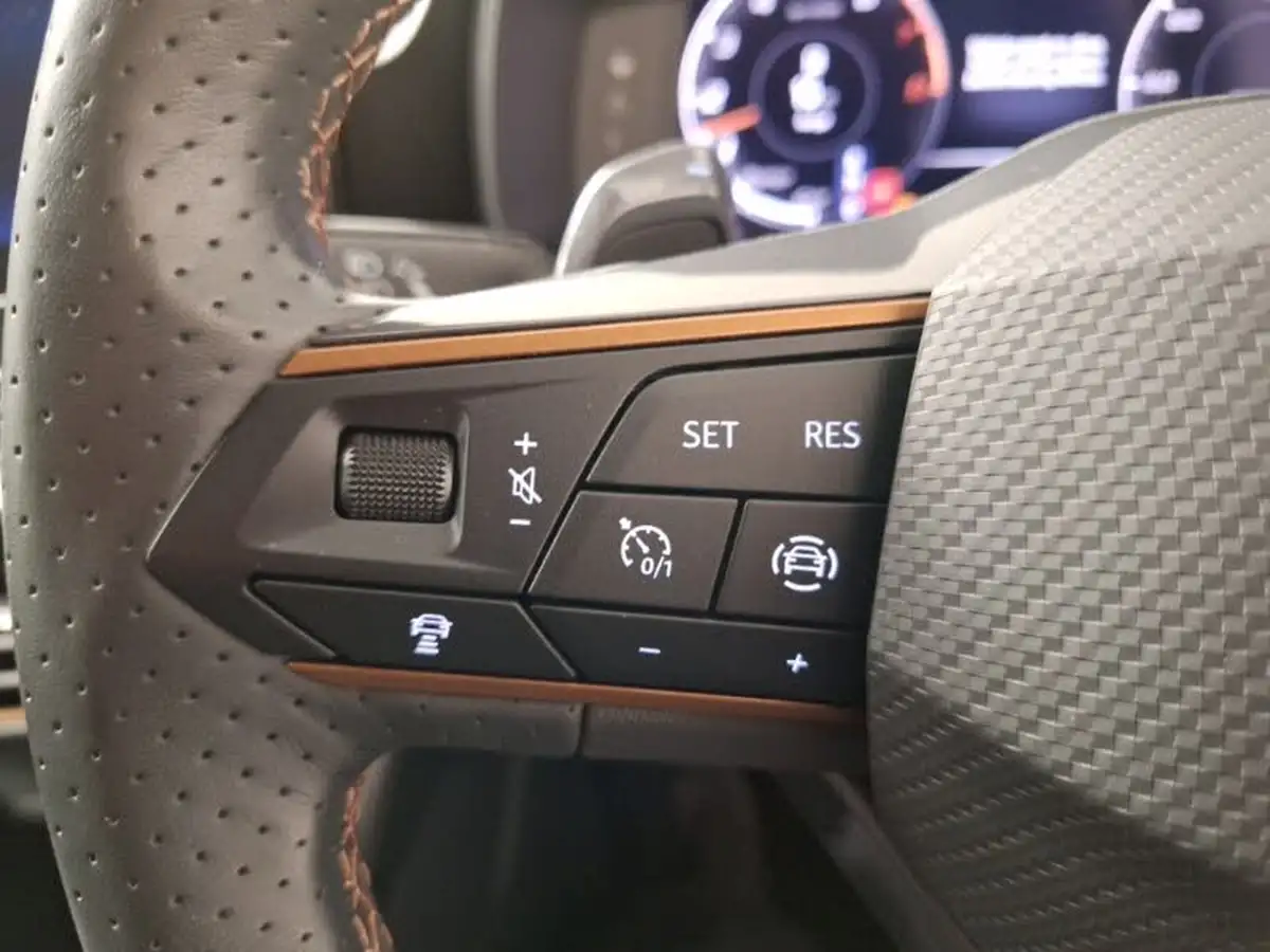 2022-cupra-formentor-15-tsi-v2-dsg-big-11