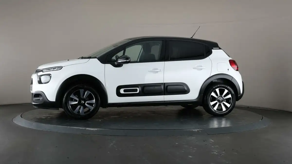 2024-citroen-c3-12-puretech-plus-83ps-big-29