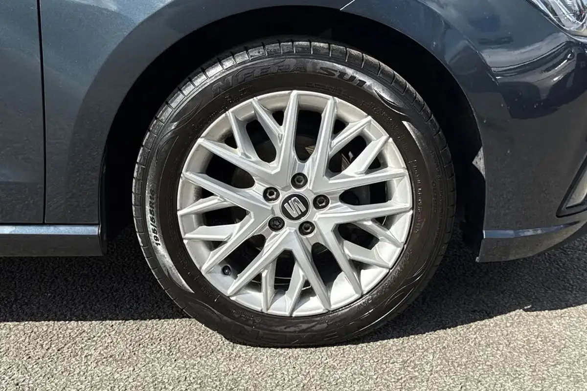 2020-seat-ibiza-10-tsi-se-technology-big-11