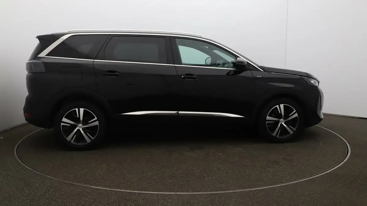 2021-peugeot-5008-suv-15-bluehdi-gt-eat8-big-44