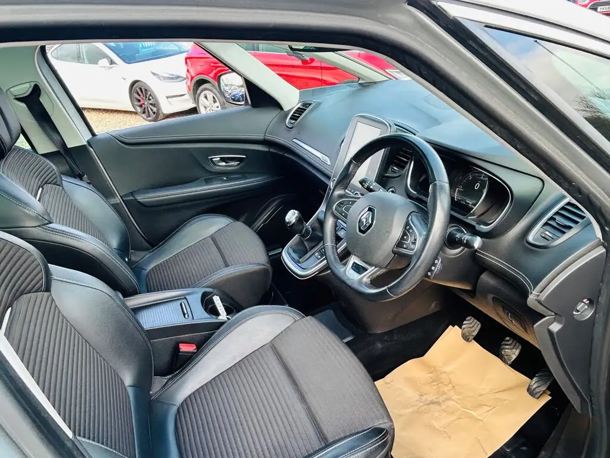 2017-renault-scenic-16dci-dynamique-s-nav-130bhp-energy-ss-big-2