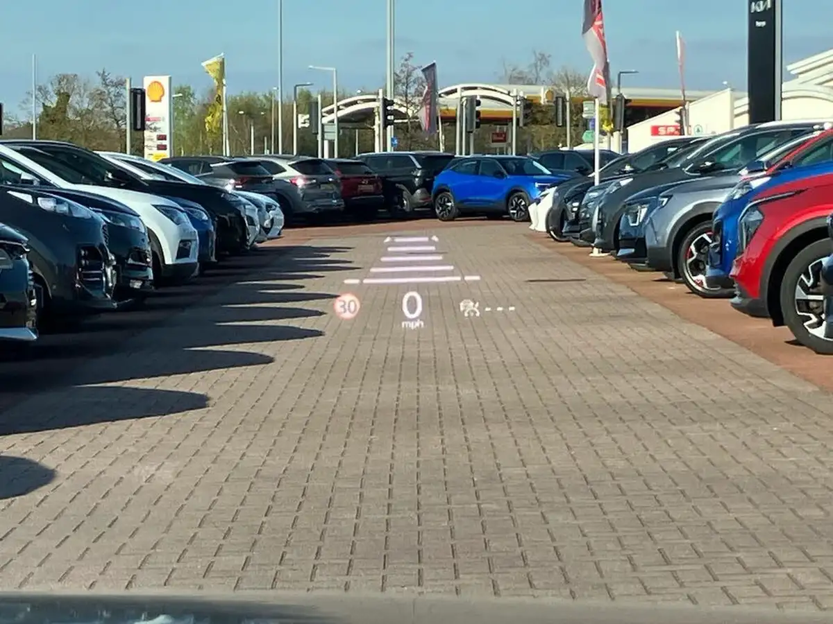 2022-mazda-mazda3-20-sport-lux-122ps-hatchback-5d-big-23