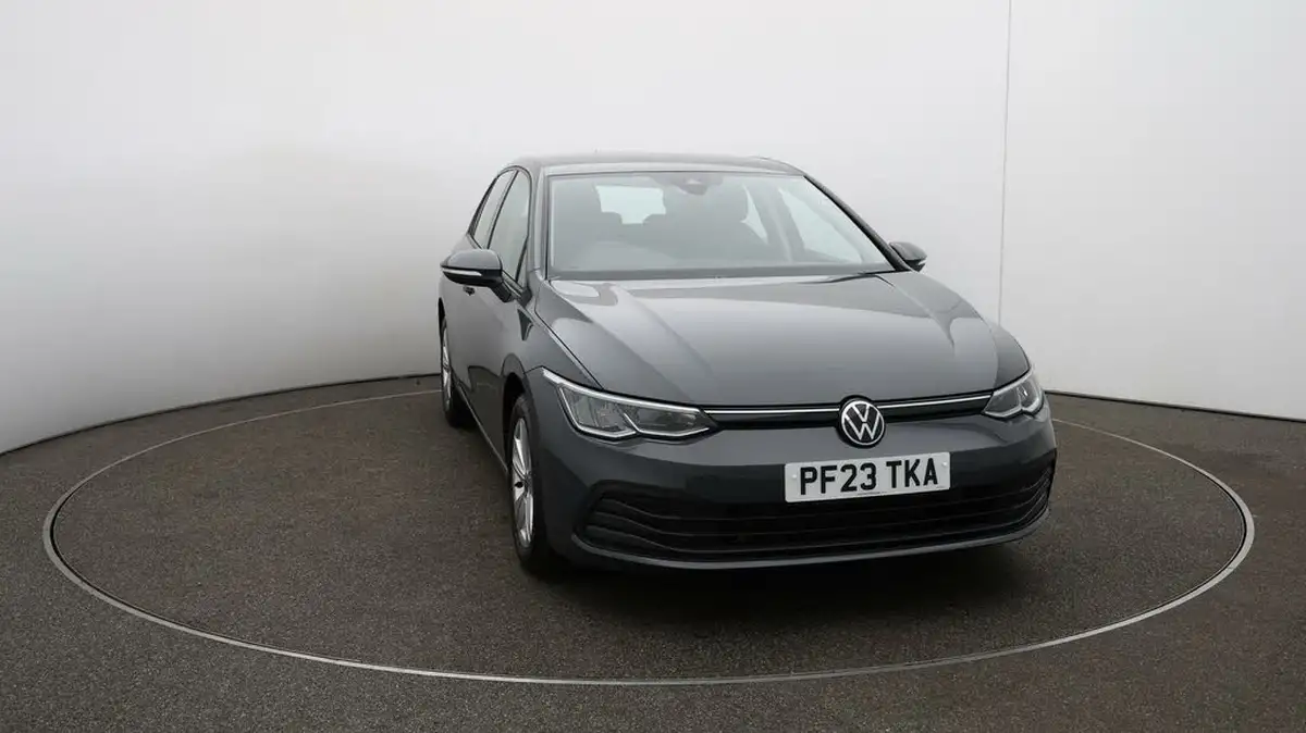 2023-volkswagen-golf-10-tsi-life-hatchback-big-34