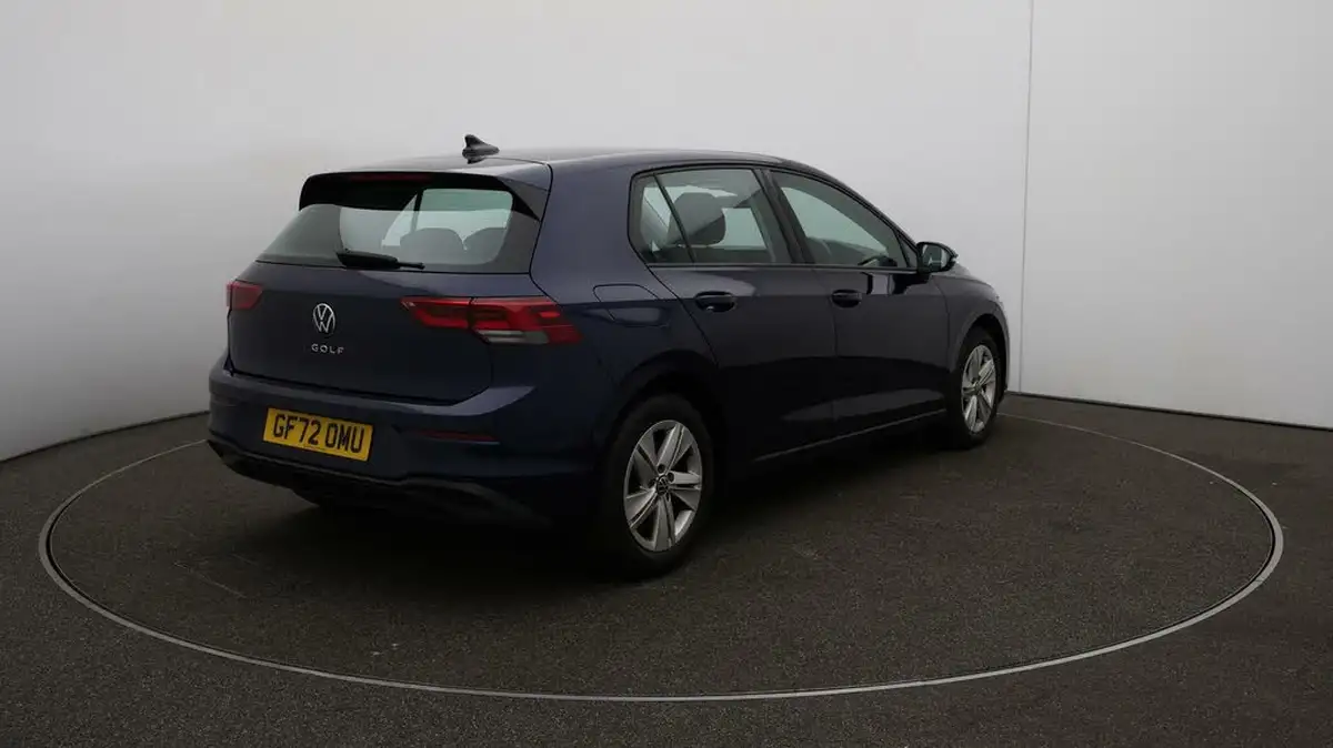 2022-volkswagen-golf-15-tsi-life-150ps-hatchback-big-47