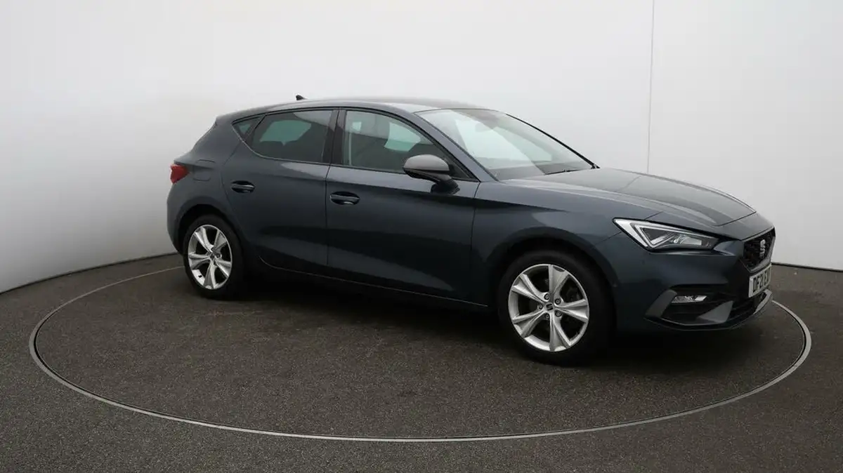 2021-seat-leon-14-e-hybrid-fr-hatchback-big-39