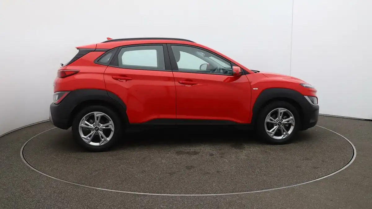 2022-hyundai-kona-10-t-gdi-se-connect-big-8