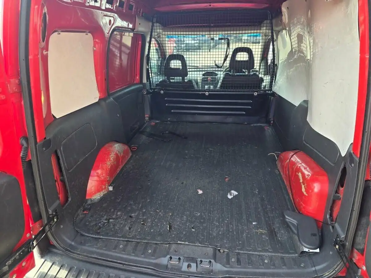2010-vauxhall-combo-13td-1700-panel-big-10