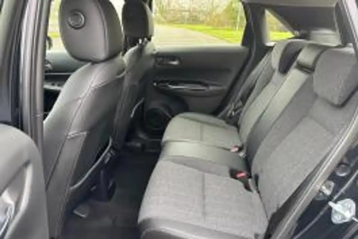 2021-honda-jazz-15-i-mmd-sr-109ps-big-25