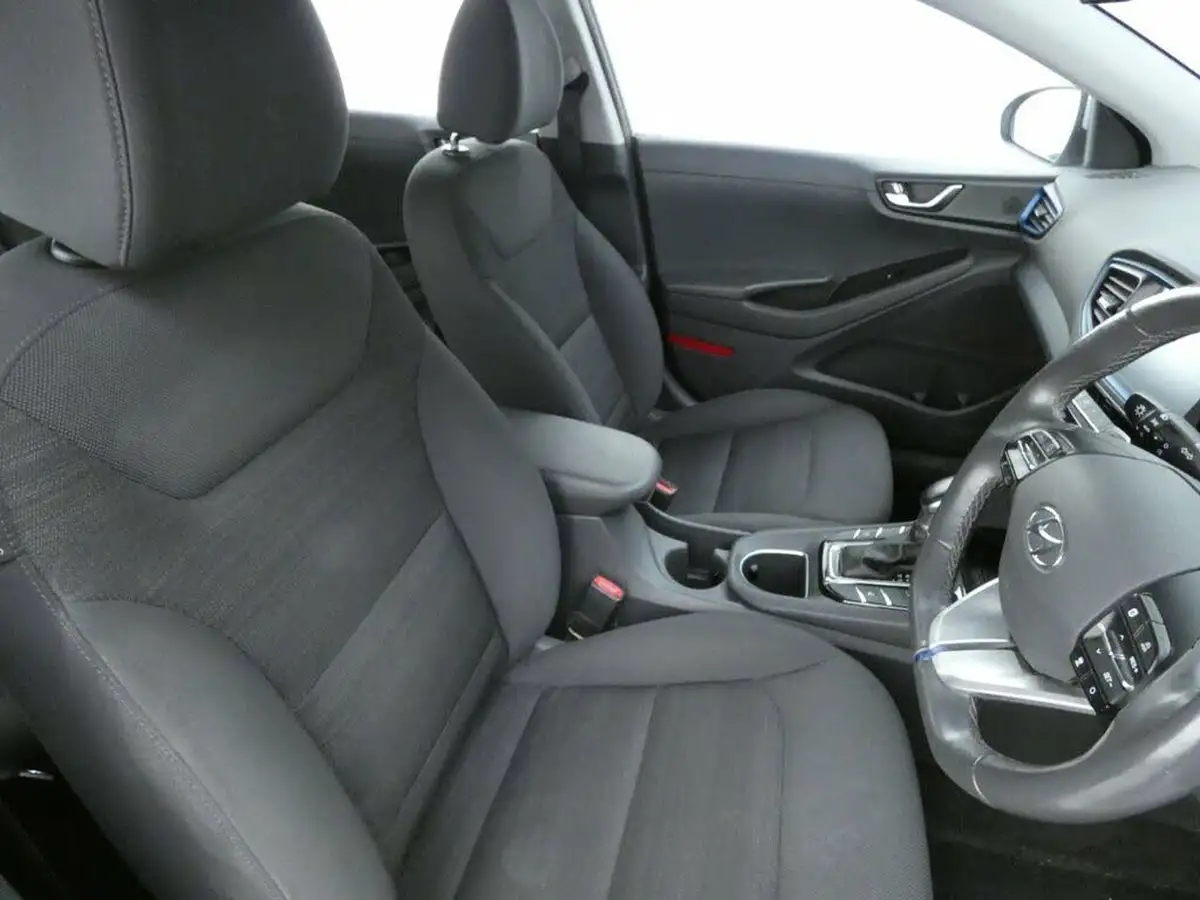 2018-hyundai-ioniq-16-gdi-premium-hybrid-big-8