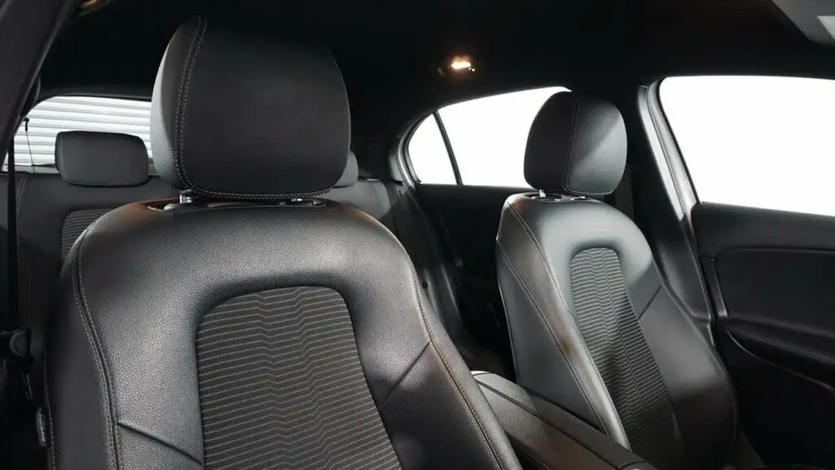 2018-mercedes-benz-a-class-15d-a180d-sport-116ps-executivess-hatchback-5d-7g-dct-big-9