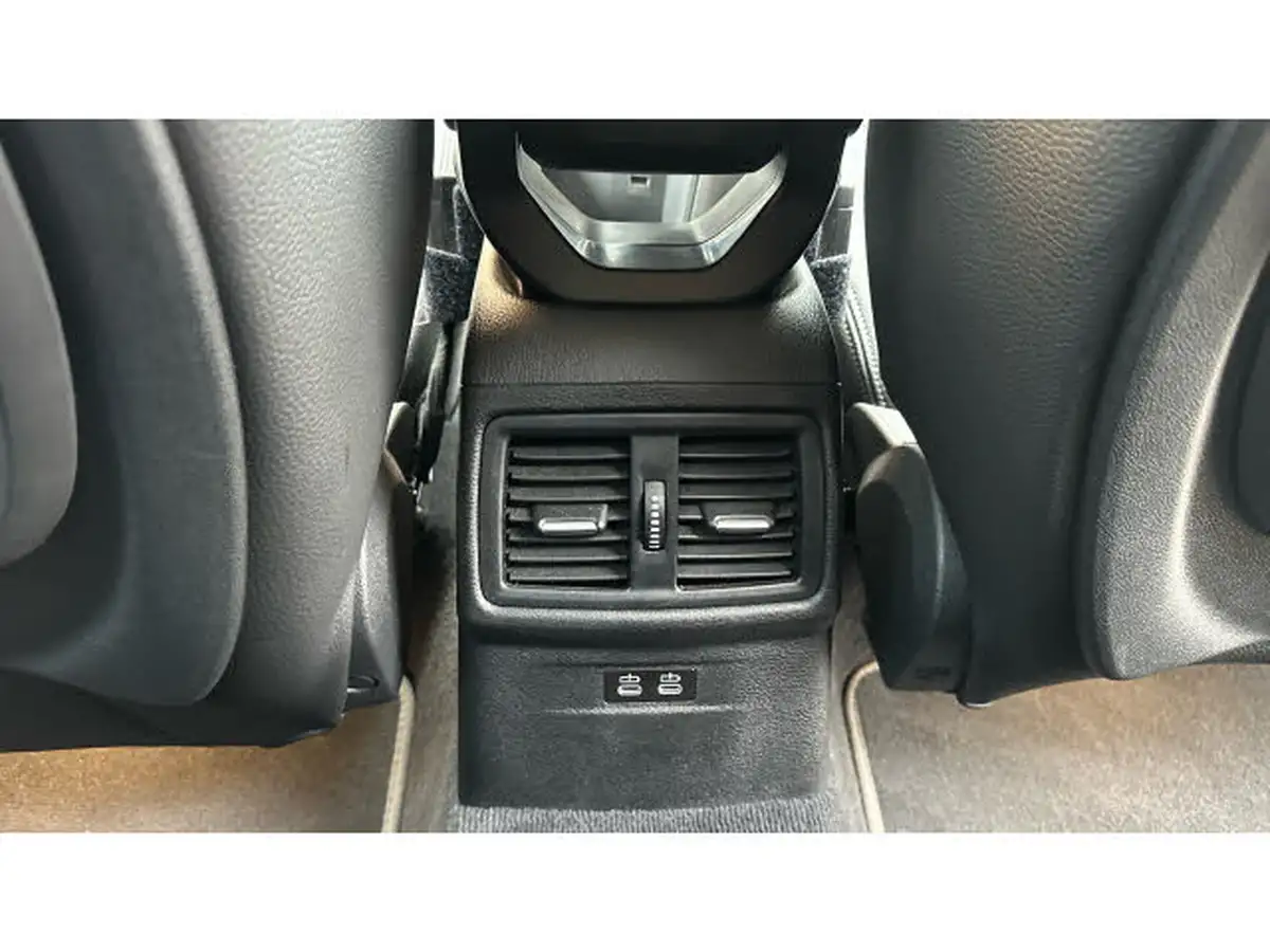 2021-bmw-x1-20-xdrive20i-xline-big-28