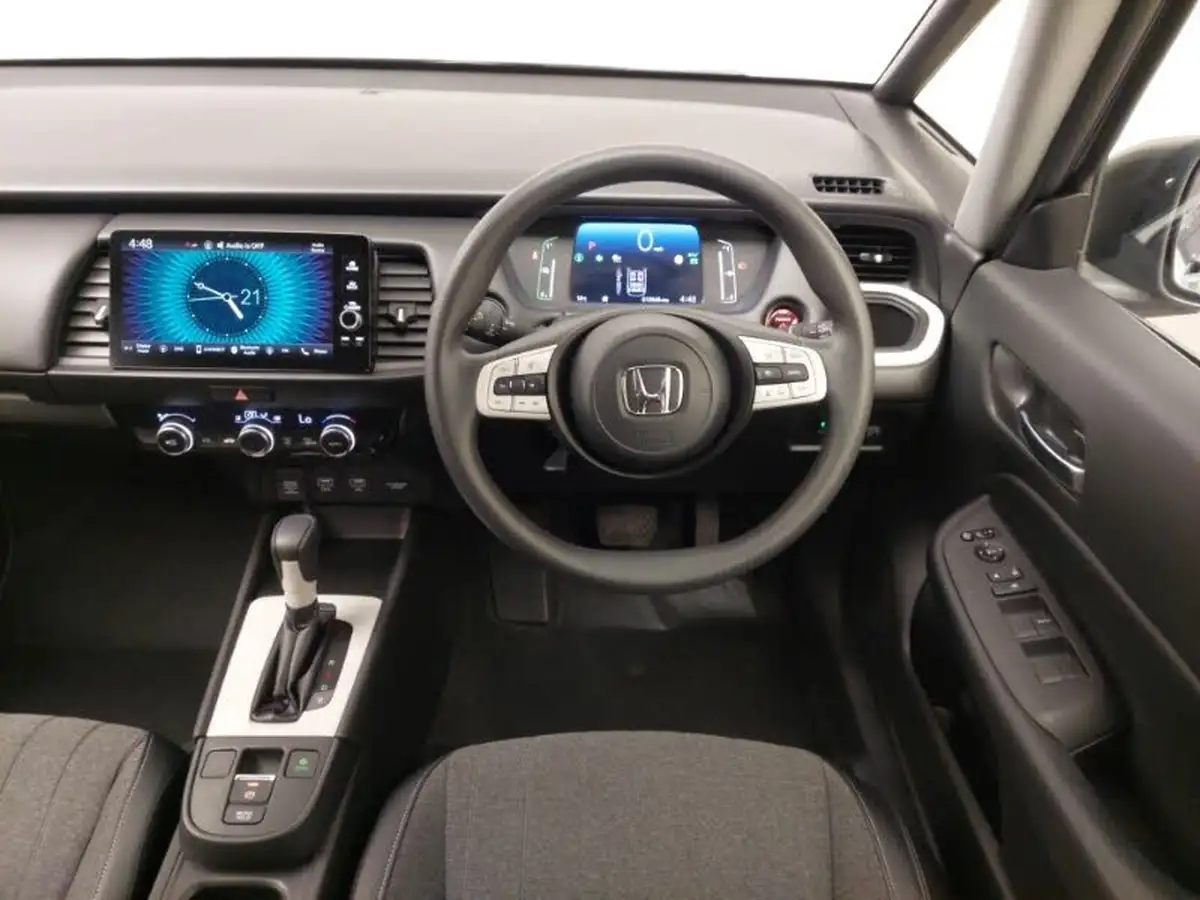2021-honda-jazz-15-i-mmd-sr-107ps-big-6