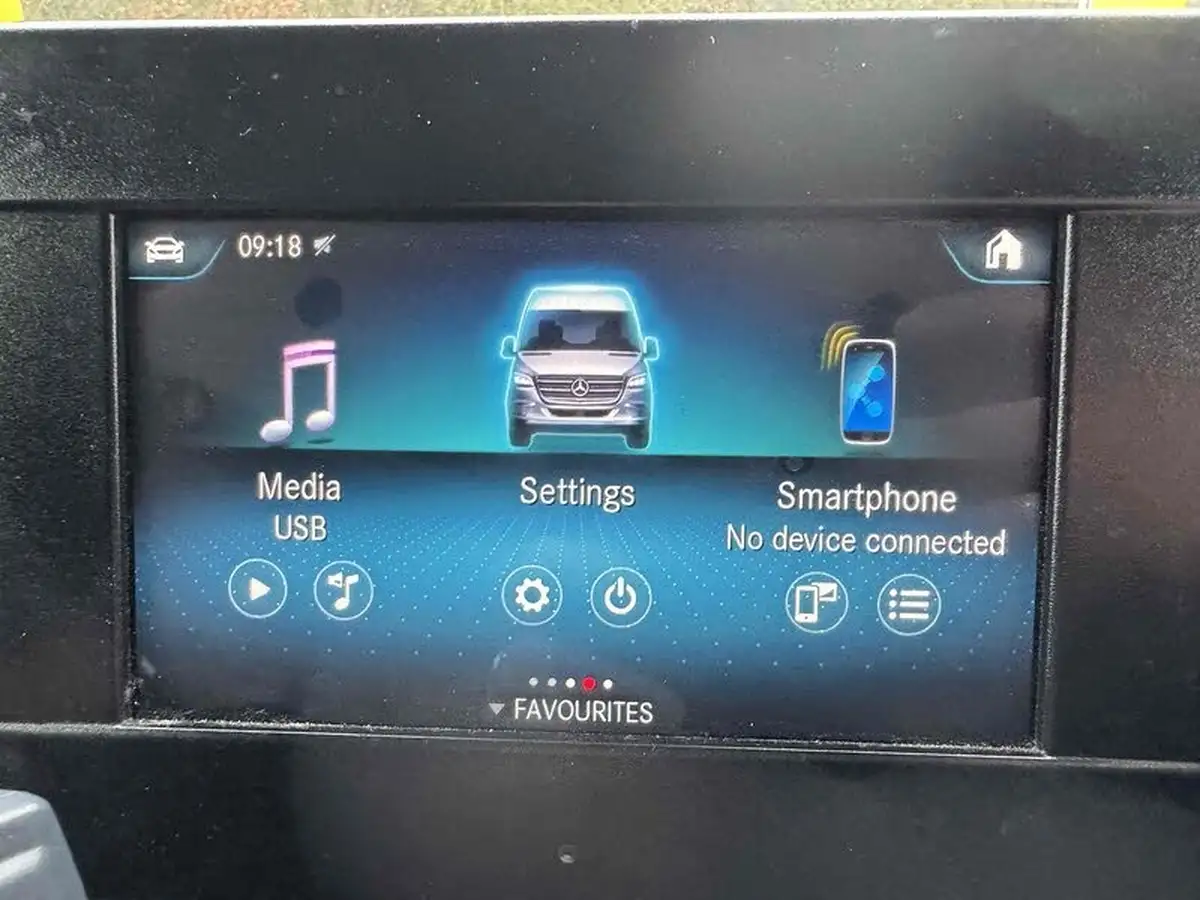 2018-mercedes-benz-sprinter-21cdi-311-l2h1-panel-van-rwd-eco-gear-360-big-16