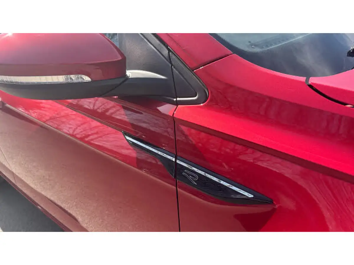 2022-volkswagen-taigo-15-tsi-r-line-big-35