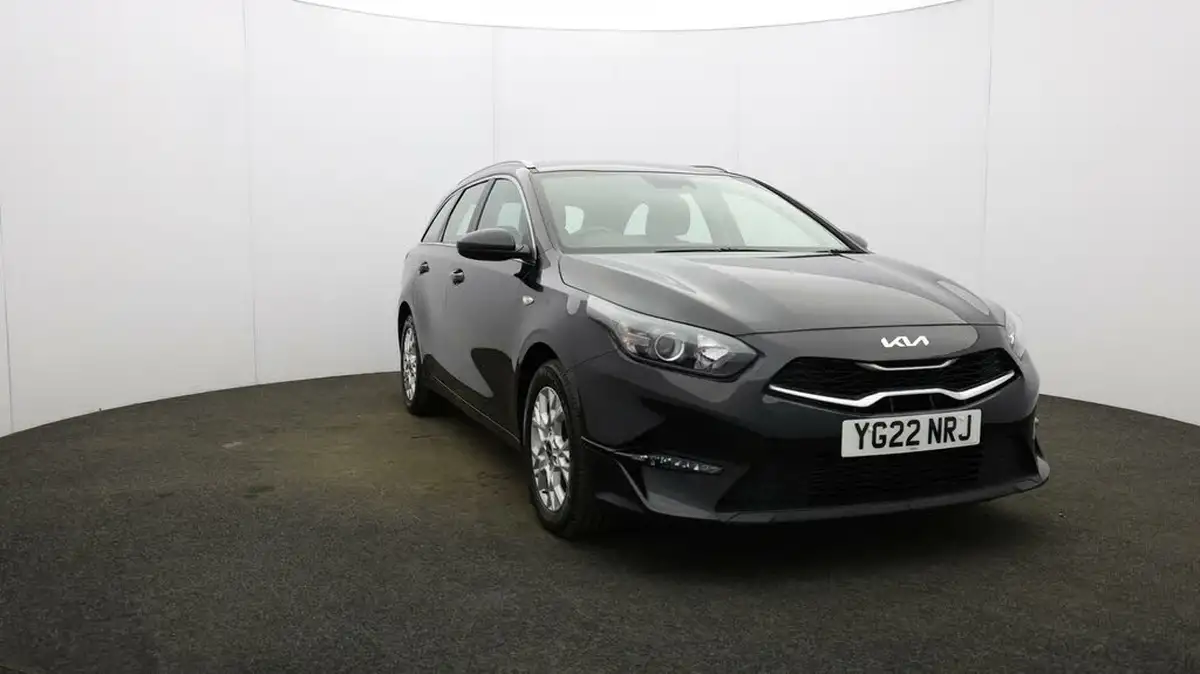 2022-kia-ceed-10-t-gdi-2-sportswagon-big-36