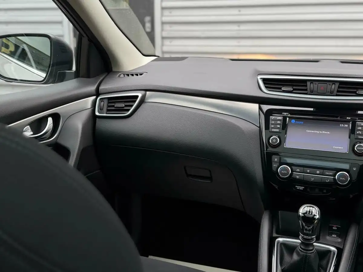 2017-nissan-qashqai-15dci-n-connecta-big-24