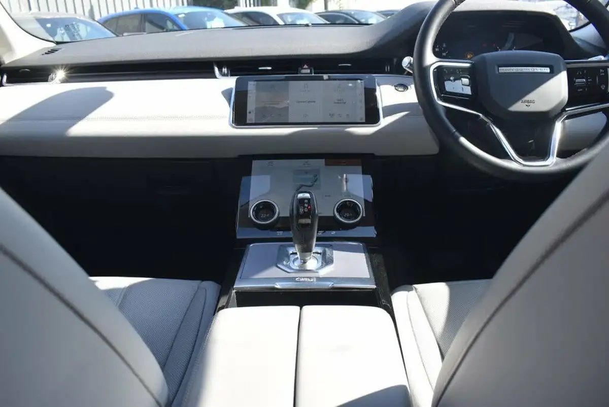 2021-land-rover-range-rover-evoque-20-d200-se-big-15