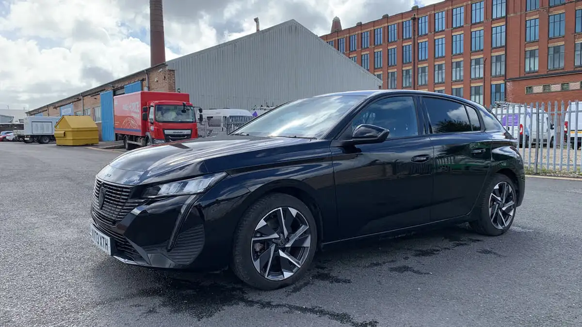 2023-peugeot-308-15-bluehdi-allure-premium-130ps-big-6