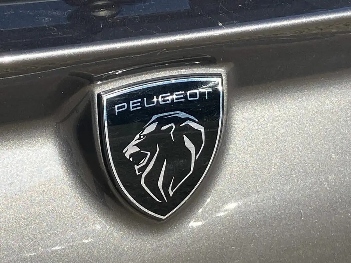 2023-peugeot-308-sw-12-puretech-allure-130ps-ss-eat8-big-22