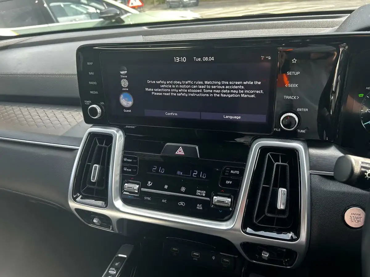 2021-kia-sorento-16-t-gdi-4-261bhp-phev-big-12