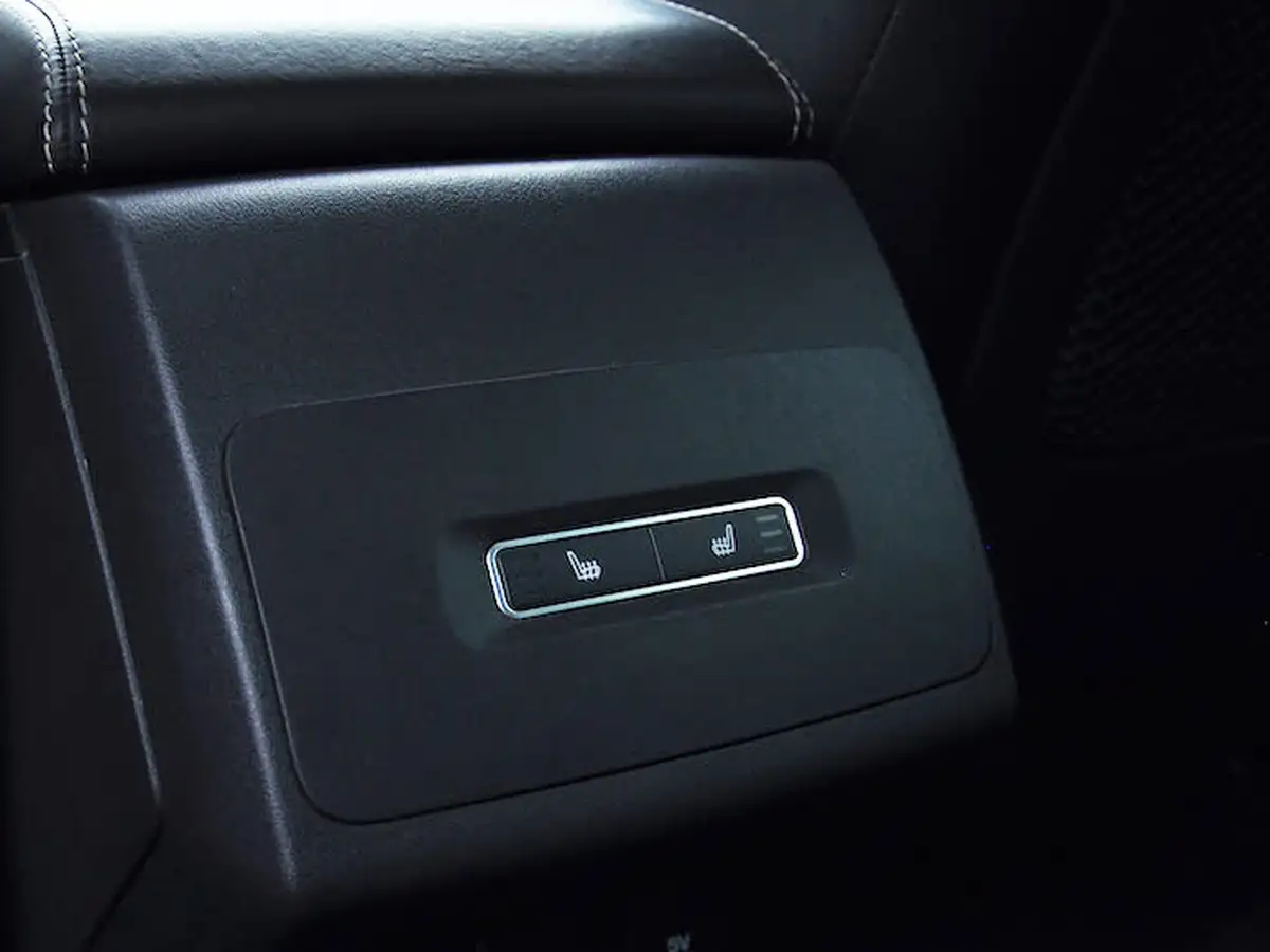2021-jaguar-i-pace-ev400-hse-big-22