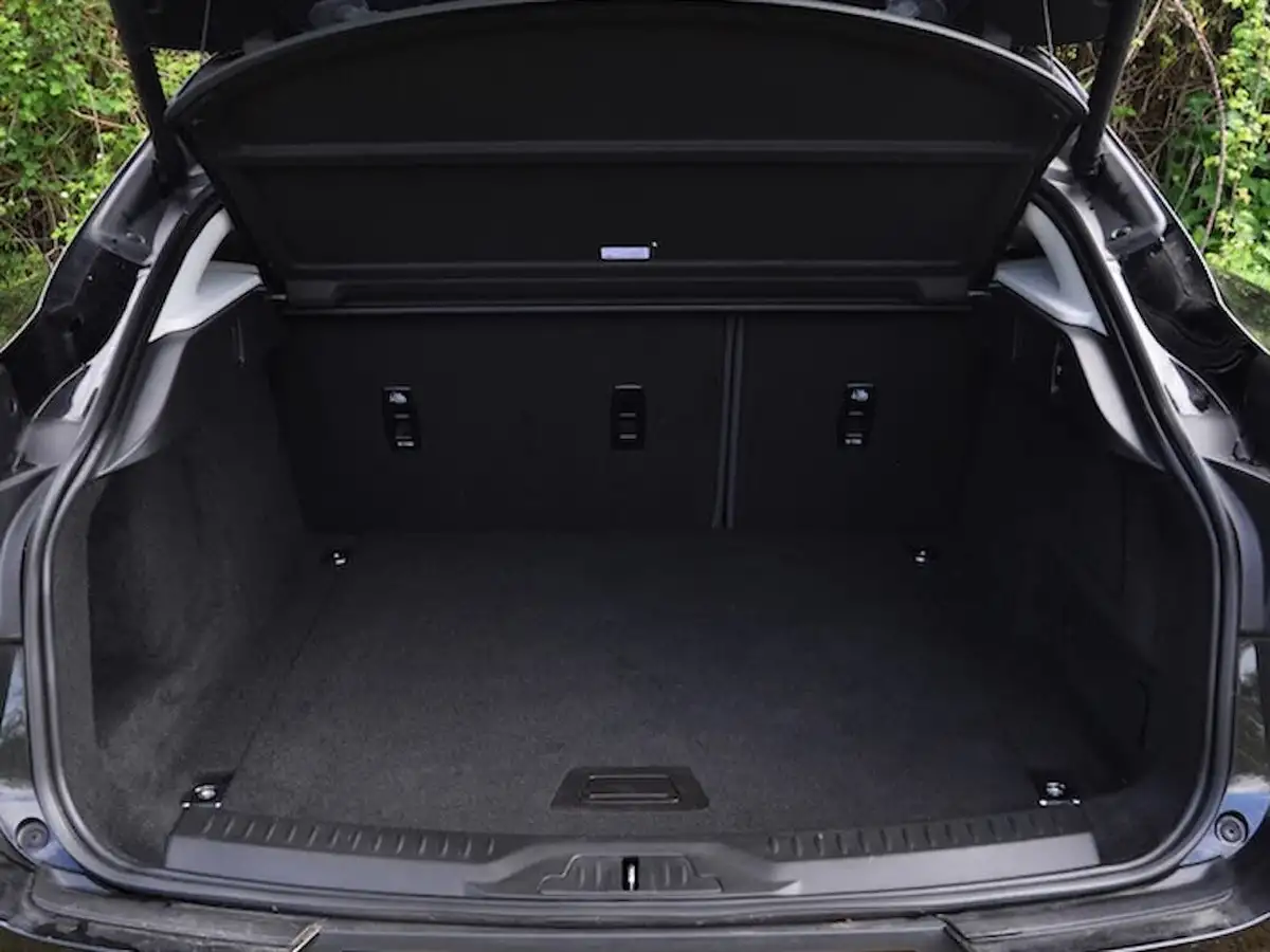 2021-jaguar-i-pace-ev400-hse-big-48