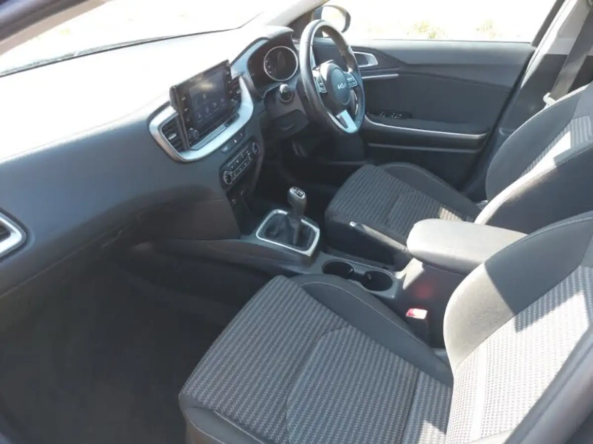 2022-kia-xceed-10-t-gdi-2-big-4
