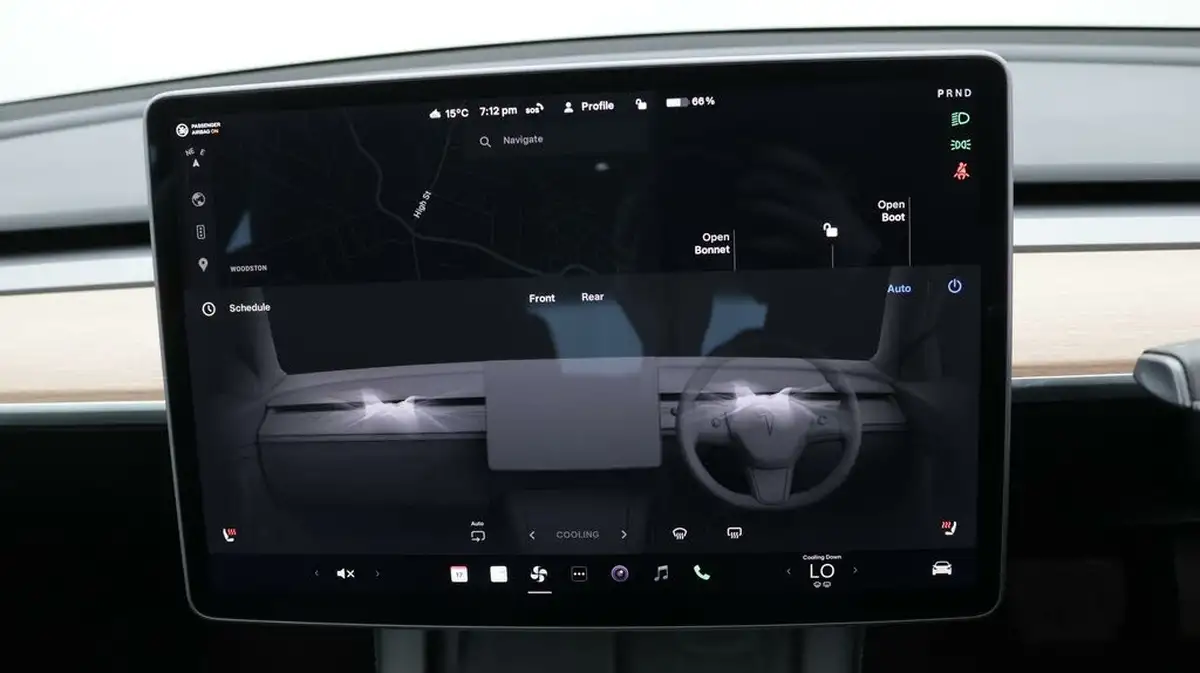 2020-tesla-model-3-e-long-range-big-12