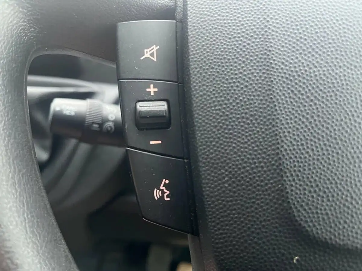 2021-peugeot-boxer-22-bluehdi-professional-435-l4-h2-140bhpeu6dt-big-34