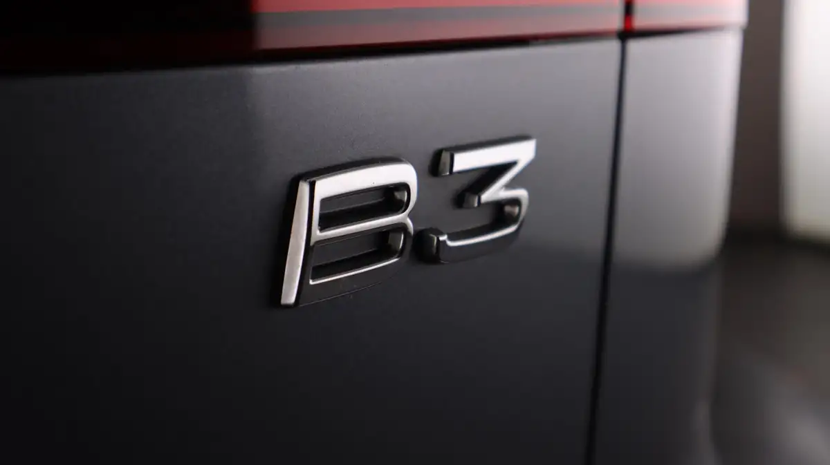 2021-volvo-v60-20-b3-momentum-160bhp-big-22