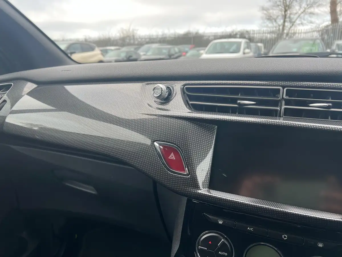 2017-ds-ds-3-cabrio-12-puretech-elegance-big-30