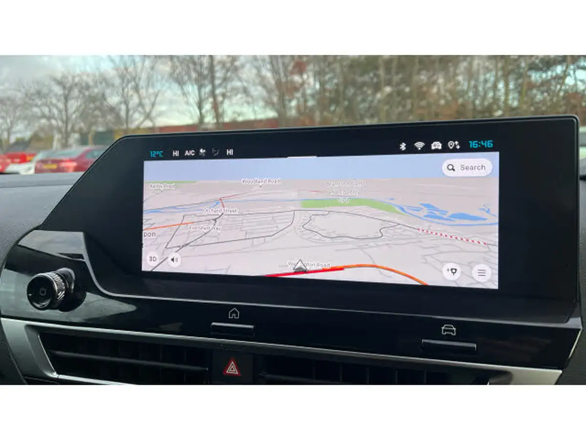 2024-citroen-c4-e-e-series-156ps-54kwh-big-18