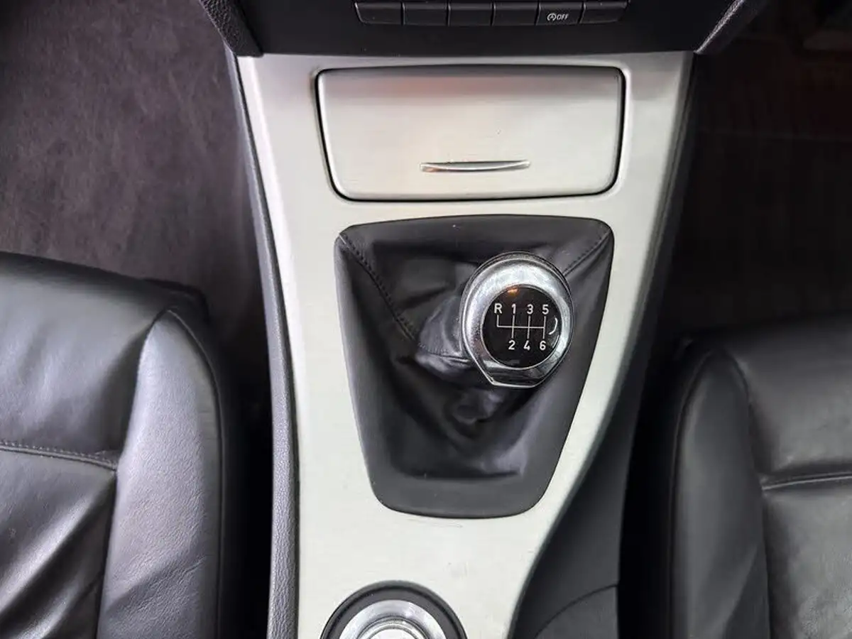 2008-bmw-3-series-20-320i-se-coupe-2d-big-38