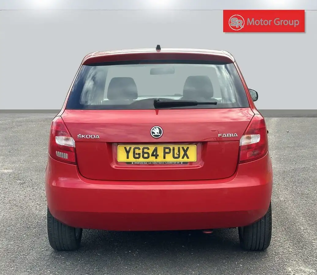 2014-skoda-fabia-12-se-12v-69ps-hatchback-1198cc-big-4