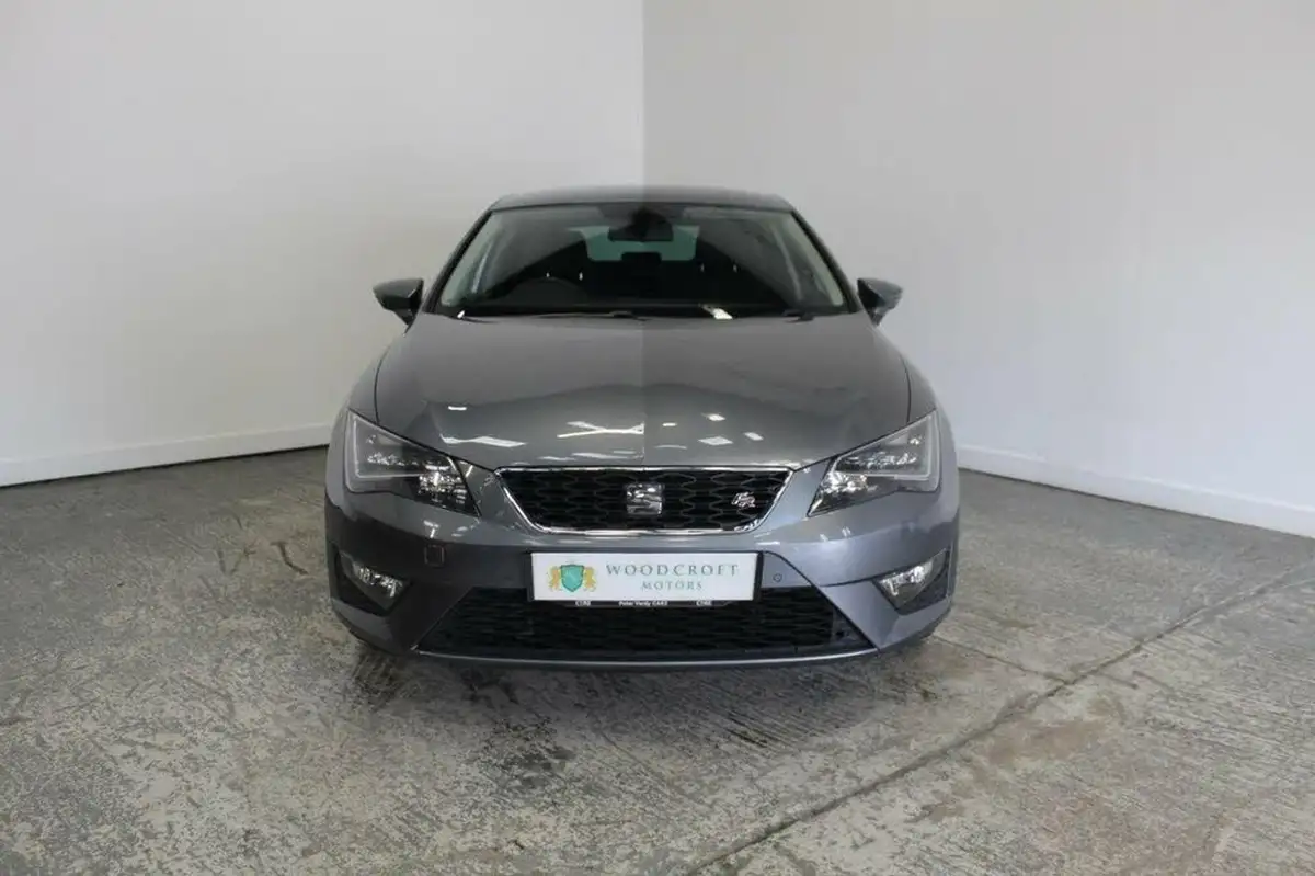 2015-seat-leon-14-fr-tech-pack-tsi-hatchback-5d-1390cc-big-8