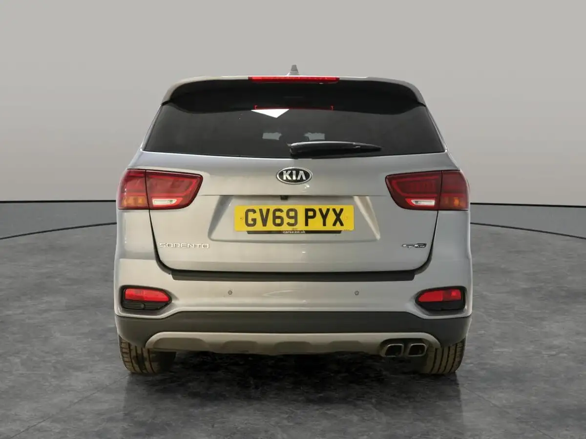 2020-kia-sorento-22-crdi-gt-line-big-12
