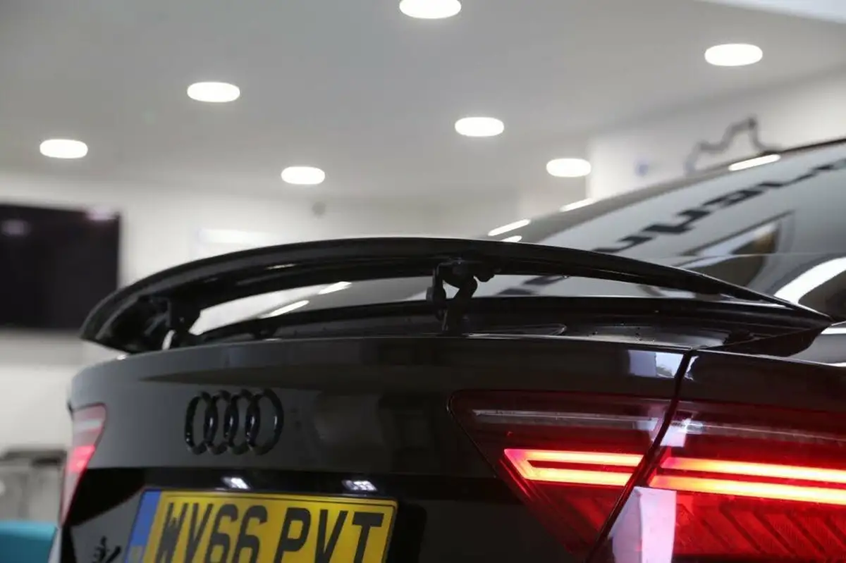 2016-audi-s7-40-tfsi-big-28