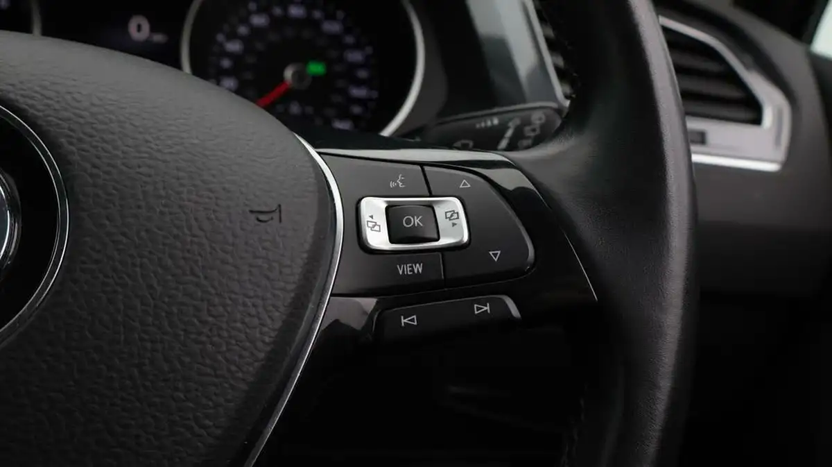 2019-volkswagen-tiguan-20tdi-match-150ps-dsg-big-25