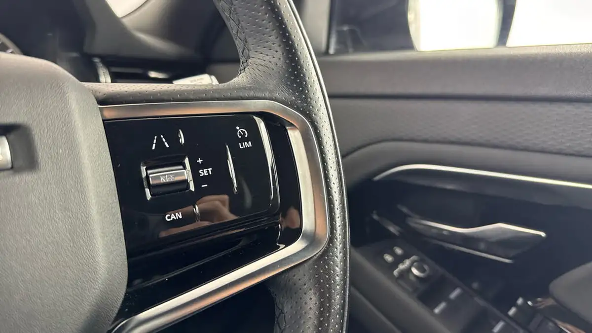 2021-land-rover-range-rover-evoque-20-d165-r-dynamic-big-21